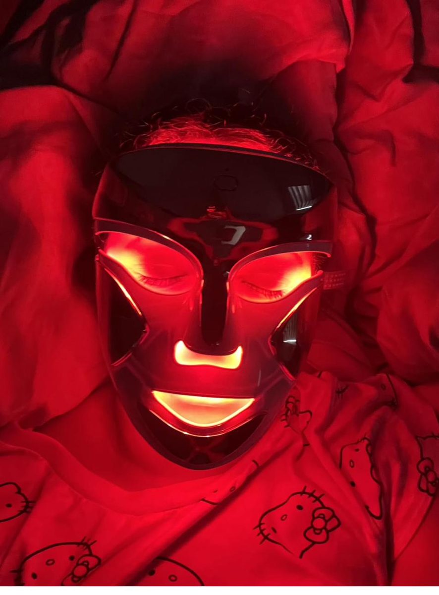 Dr. Dennis Gross mask power controller